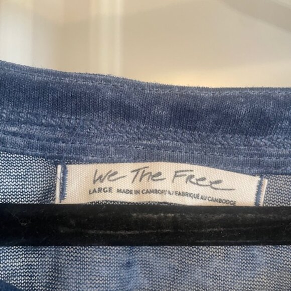 Free People We the Free Chill Out Long Sleeve Cold Shoulder Top , Size Large - Picture 5 of 9